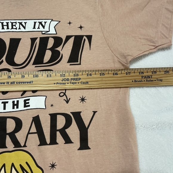 NWT Boxlunch Harry Potter‎ Hermoine When in Doubt Go to the Library Shirt Pink M - Picture 7 of 9
